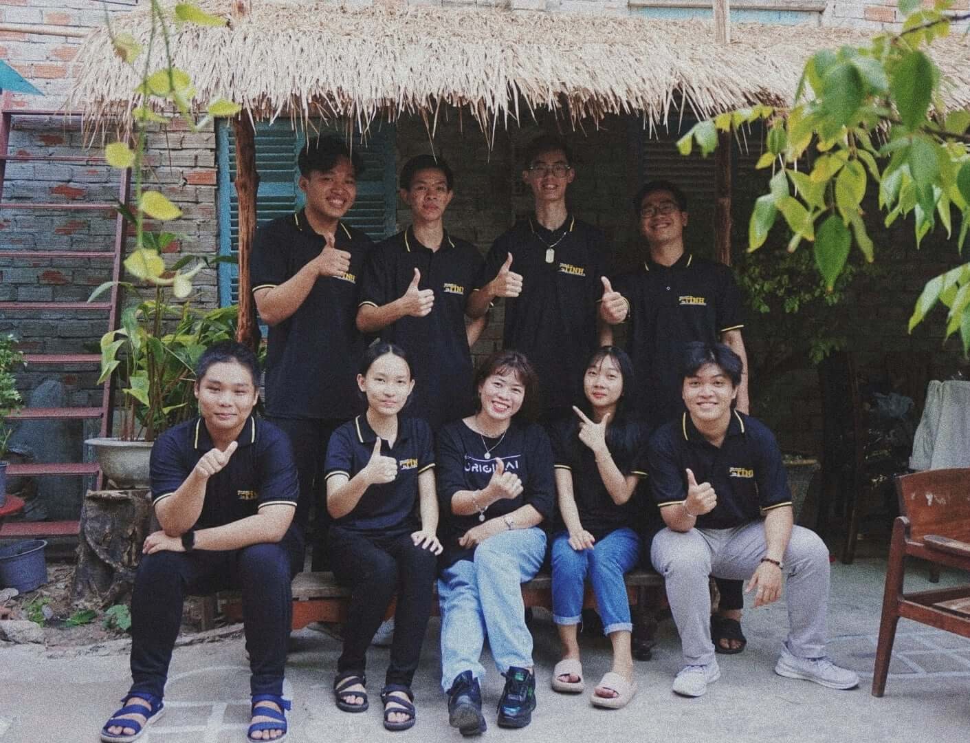 tiệm c&agrave; ph&ecirc; tĩnh 1